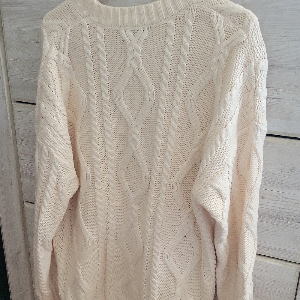 Amazon Cream Cable Knit Sweater - Picture 3 of 4